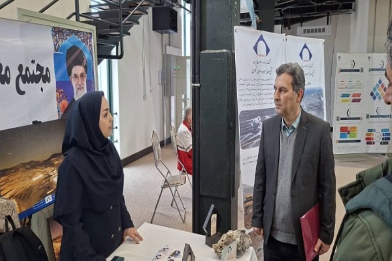 حضور مجتمع معدنی انگوران در نمایشگاه دستاوردهای پژوهش و فناوری زنجان