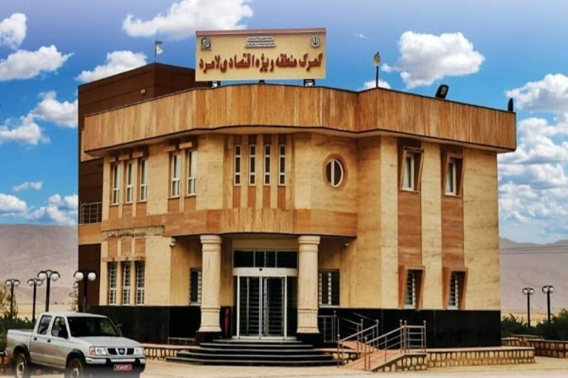 همکاری گمرک با منطقه ویژه اقتصادی لامرد برای تسهیل صادرات فرآورده‌ های نفتی