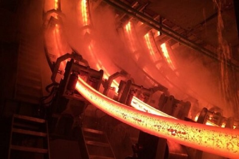 رکود و بلاتکلیفی در بازار فولاد/ تورم و سیاست‌ های اقتصادی فشار می‌آورد