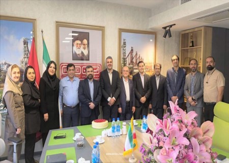 گرامیداشت روز روابط عمومی در ایریتک ؛ تأکید بر برند بوک و تقویت ارتباطات سازمانی