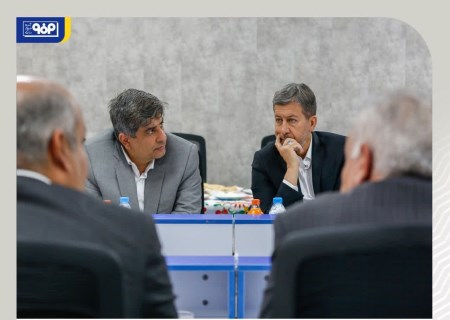 فولاد مبارکه در خط مقدم پروژه انتقال آب دریا به اصفهان