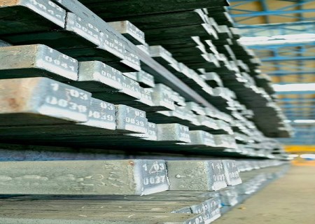 عرضه ۵ هزار تن شمش فولاد غدیر نی‌ ریز به‌صورت اعتباری ۳ ماهه در بورس کالا