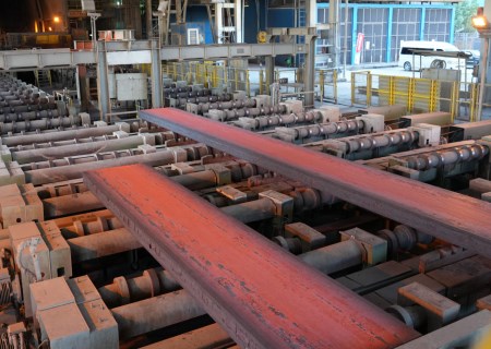 تغییر پارادایم تولید در فولاد هرمزگان؛ سرعت کمتر، بهره‌وری بیشتر