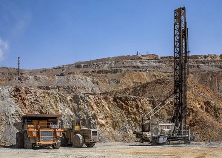 رشد ۴۰ درصدی حفاری های اکتشافی ایمیدرو تا پایان تیر