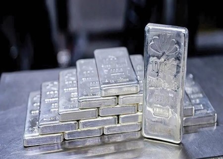 آغاز معاملات ثانویه صندوق کالایی «نقرفام» در بورس کالا