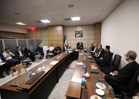 آنچه در جلسه مدیران بورس گذشت؛ جمع‌بندی اولیه برای توقف معاملات تا پایان فروردین