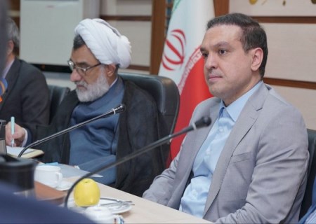 بررسی راهکارهای توسعه فولاد در نشست صنعتگران بخش خصوصی زنجیره فولاد و دبیر شورای عالی انقلاب فرهنگی