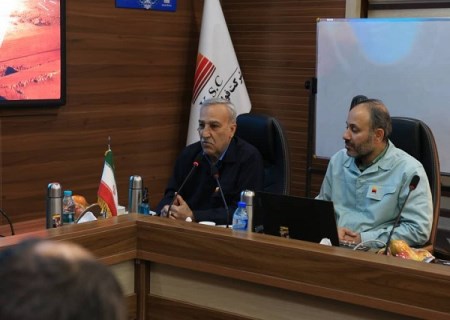 چراغ صنعت است که چراغ خانه را روشن نگه می دارد