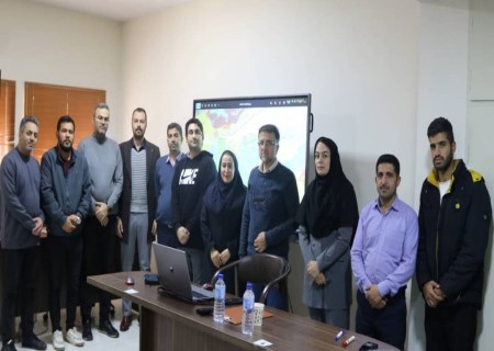 دوره سه‌روزه تهیه نقشه‌های زمین‌شناسی به میزبانی مرکز تحقیقات یزد